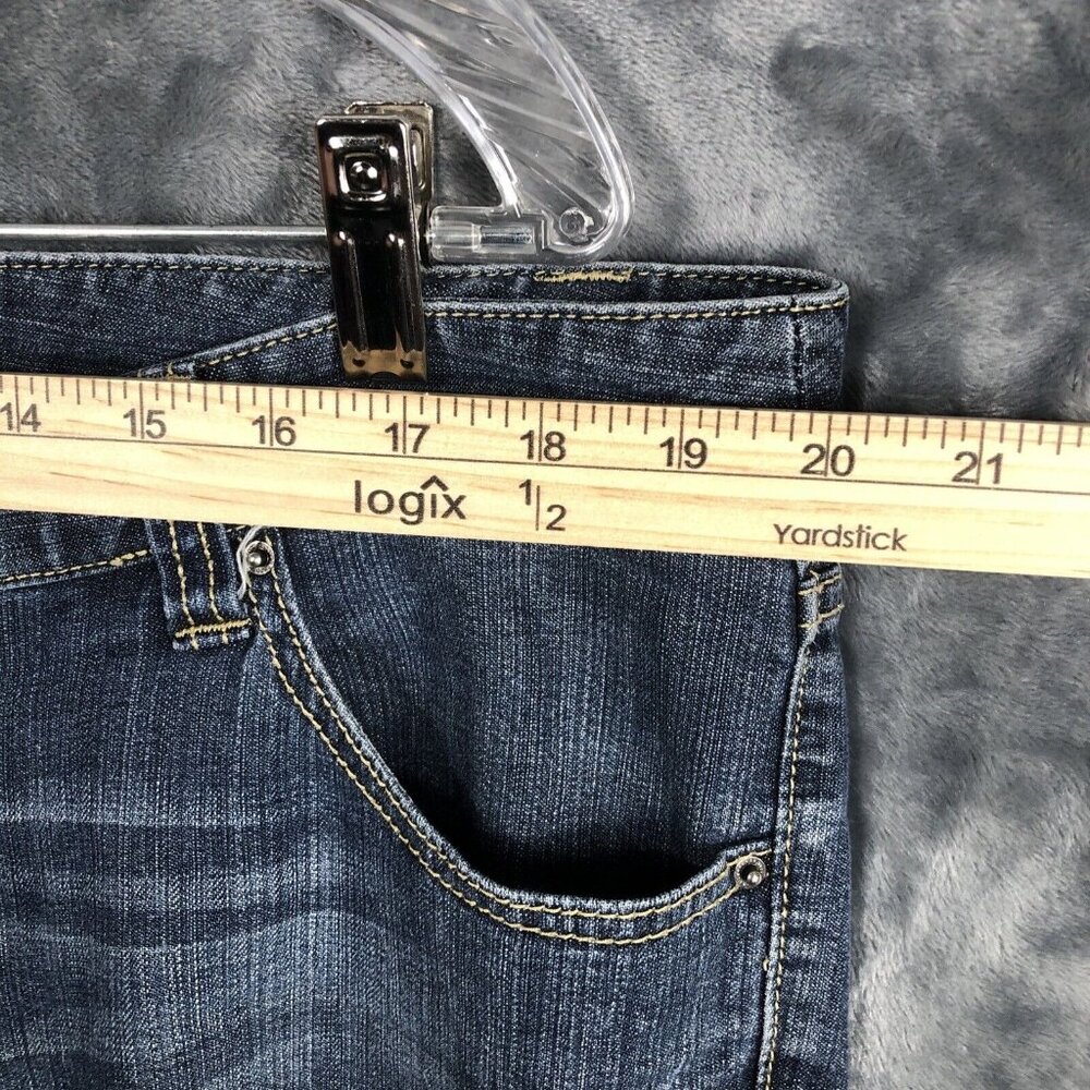 Mossimo Denim Bermuda Shorts Women’s Size Adult 17 Distressed Stretch Fit 6 - Picture 11 of 16